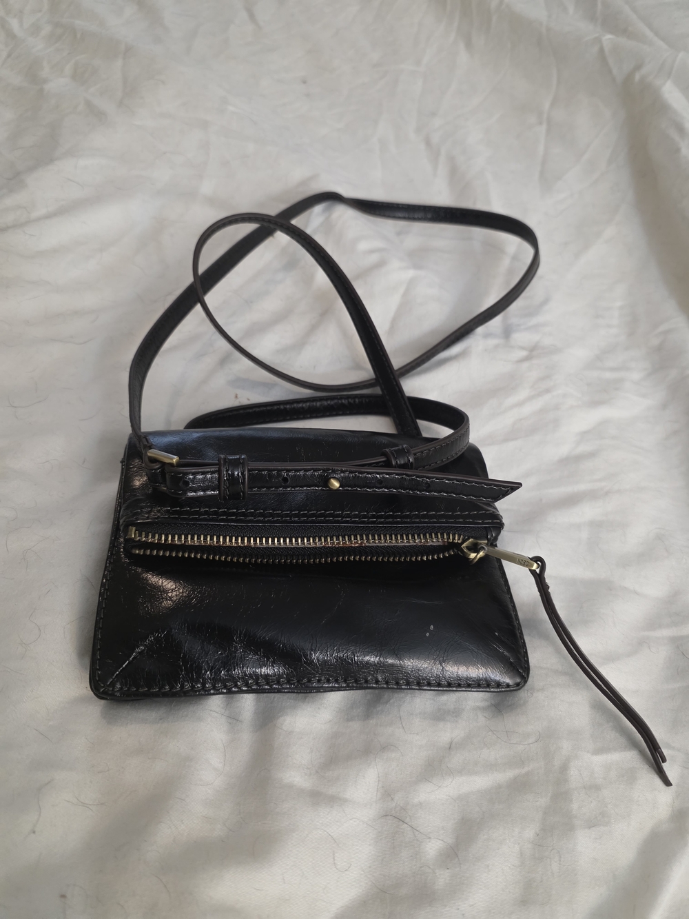 Classic Black Leather Crossbody Bag - Sleek Everyday Style